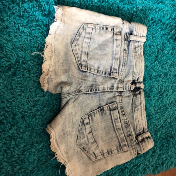 2 pairs of shorts - Picture 4 of 4